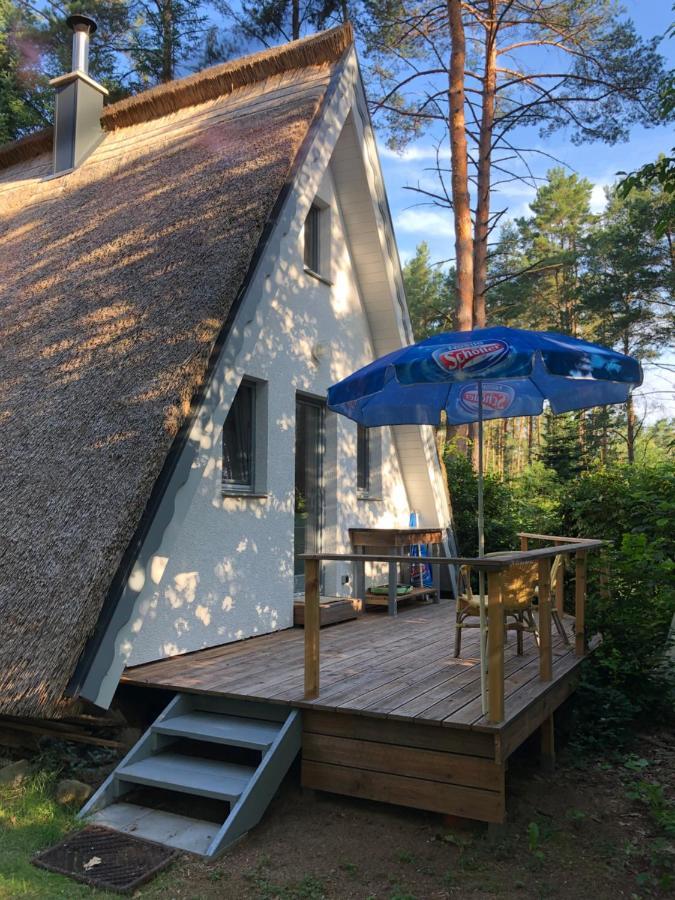 Ferienhaus Reetdach 1300Qm Privatgrundstueck Bootssteg Sauna Templin Luebbesee Uckermark Erholung Pur Seenplatte Petersdorf  Kültér fotó