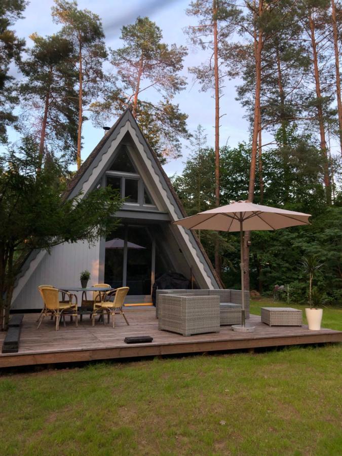 Ferienhaus Reetdach 1300Qm Privatgrundstueck Bootssteg Sauna Templin Luebbesee Uckermark Erholung Pur Seenplatte Petersdorf  Kültér fotó